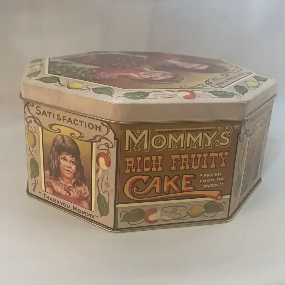 Mommy’s Rich Fruity Cake Vintage Collector Tin Holiday Candy Food Gift Storage